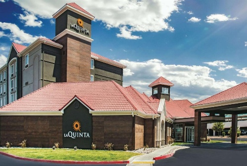 La Quinta Inn & Suites by Wyndham Las Vegas Summerlin Tech image 11
