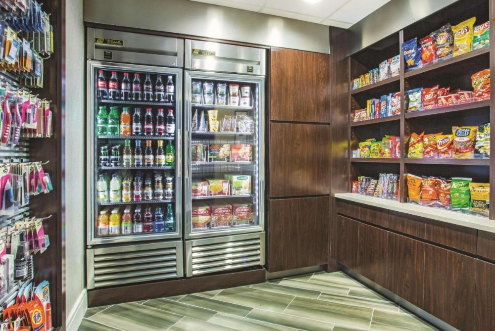 La Quinta Inn & Suites by Wyndham Las Vegas Summerlin Tech Image 35